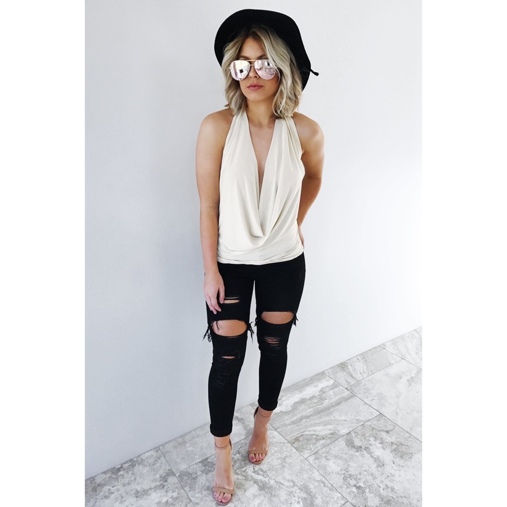 Halter top